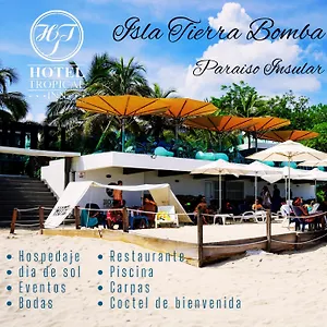 Tropical *** Playa de Punta Arena