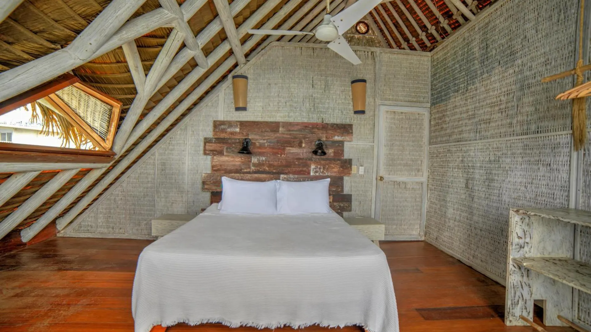 *****  Hotel Isla Matamba Isla Grande  Colombia